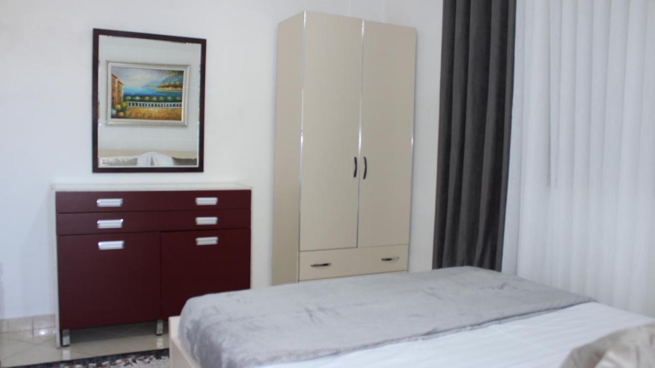 Deni'S Family Apartment In New Blvd Τίρανα Εξωτερικό φωτογραφία